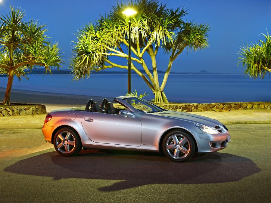  Mercedes-Benz SLK350 2004 года  (AU) (фото 6 из 11)